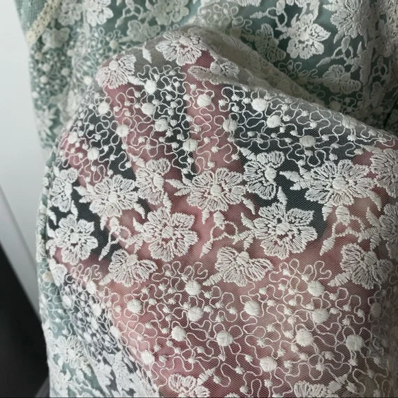 NWT Isabella & Chloe Lace Overlay Tank Shift Dress